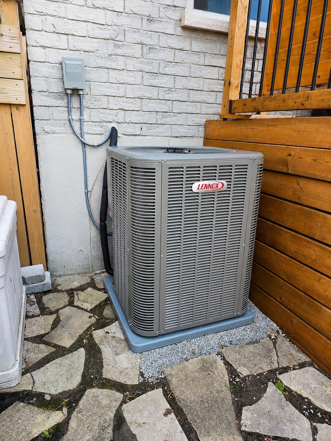 New Lennox AC unit installed by HVAC BOSS